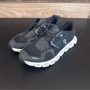 On Cloud Swiss Sneaker Women’s Shoes Size 6.5 Black Slip On Athleisure  Sneakers